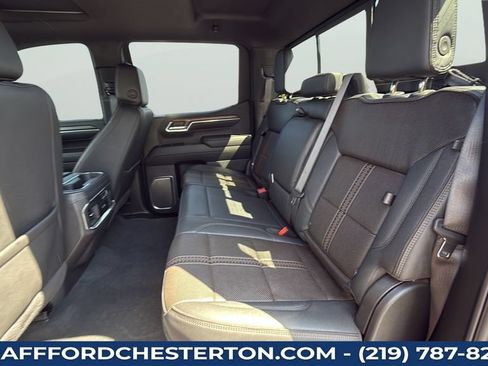 Used 2024 Chevrolet Silverado 1500 High Country w/ High Country Premium Package AWD/4WD image 24