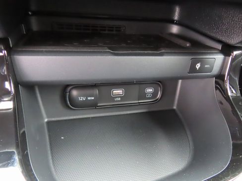 Certified 2025 Kia Seltos SX image 11