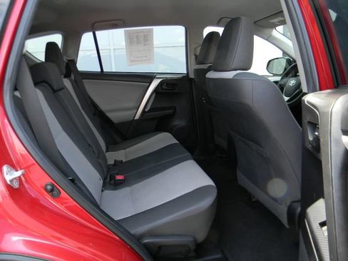 Used 2014 Toyota RAV4 LE AWD/4WD image 18
