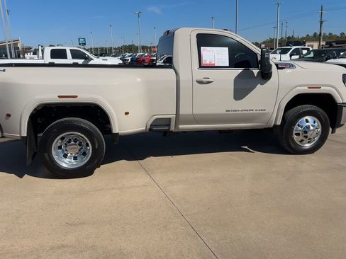 Used 2026 GMC Sierra 3500 SLE w/ SLE Convenience Package image 2