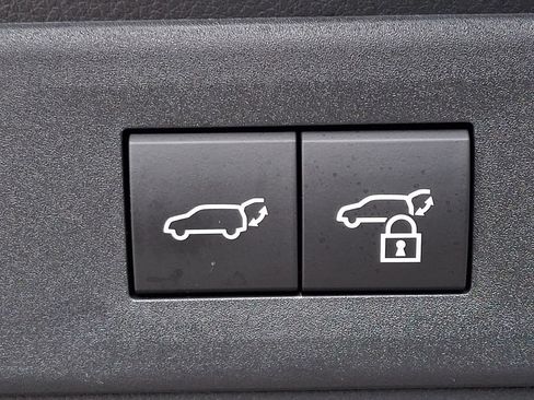 Used 2025 Lexus NX 450h+ AWD w/ Luxury Package image 31