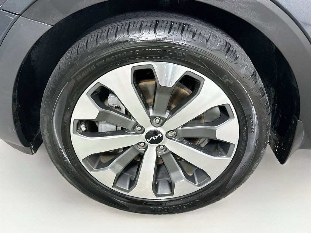 Used 2022 Kia Telluride EX w/ EX Premium Package FWD image 24