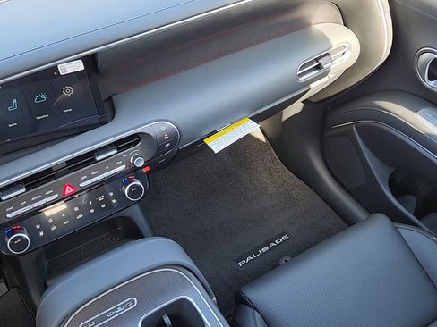 New 2026 Hyundai Palisade Limited image 6