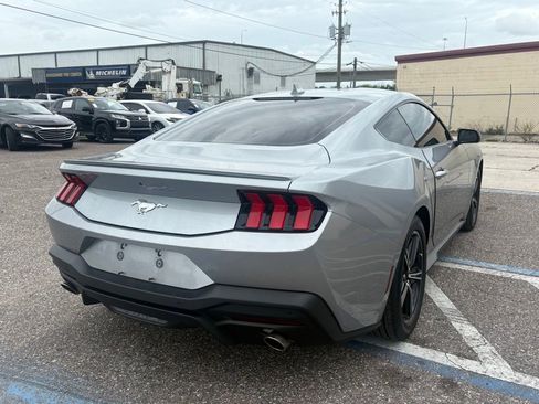 Used 2025 Ford Mustang Premium RWD image 3