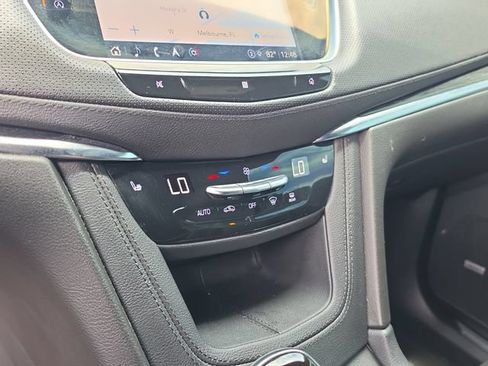 Used 2021 Cadillac XT5 Premium Luxury FWD image 26
