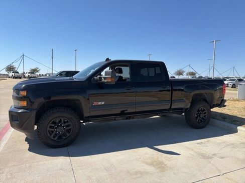 Used 2018 Chevrolet Silverado 2500 LTZ w/ Duramax Plus Package image 8