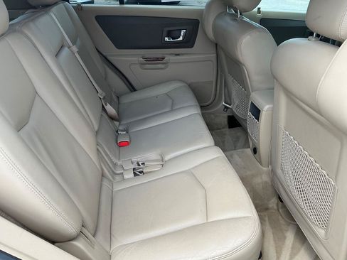 Used 2006 Cadillac SRX w/ Seating Package RWD image 11