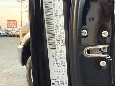 Used 2018 RAM 3500 Laramie image 41