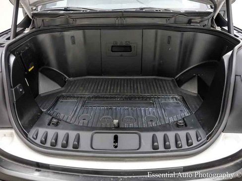 Used 2023 Ford F150 Lightning Platinum AWD/4WD image 33