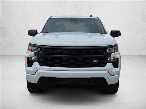 Used 2023 Chevrolet Silverado 1500 Custom AWD/4WD image 2