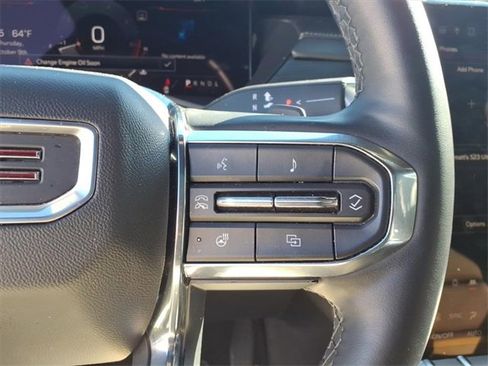 Used 2024 GMC Acadia Elevation image 17