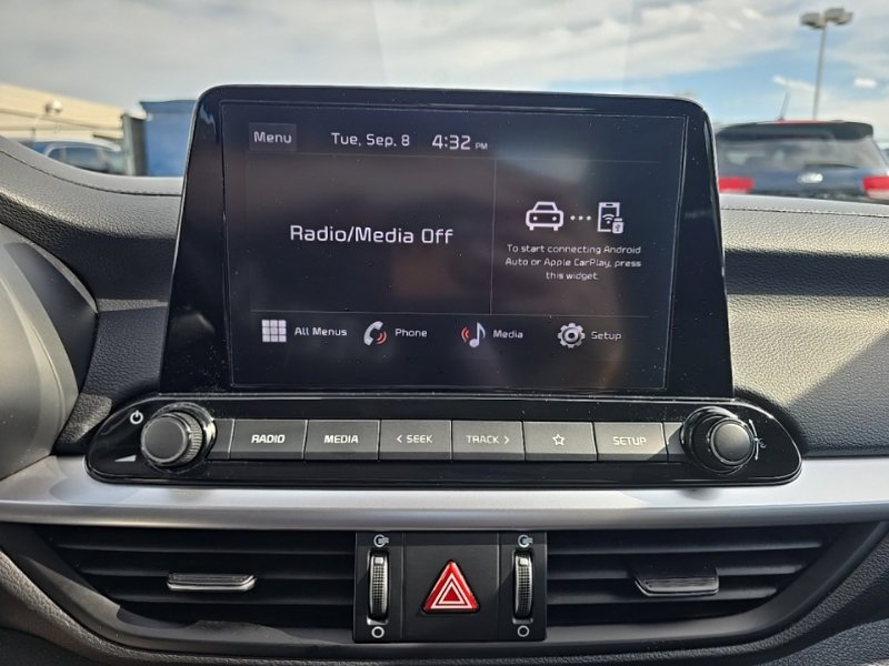 Used 2023 Kia Forte LXS w/ LXS Technology Package FWD image 15