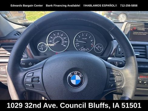 Used 2014 BMW 320i xDrive Sedan AWD/4WD image 12