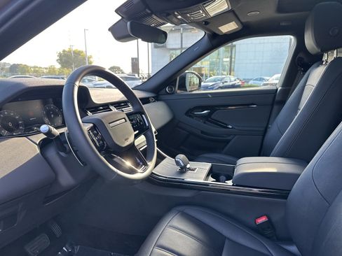 Used 2026 Land Rover Range Rover Evoque S image 15
