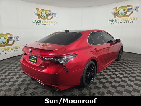 Used 2021 Toyota Camry XSE image 10