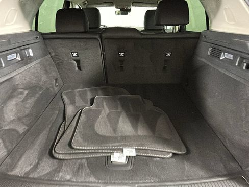 Used 2023 Buick Envision Essence AWD/4WD image 32