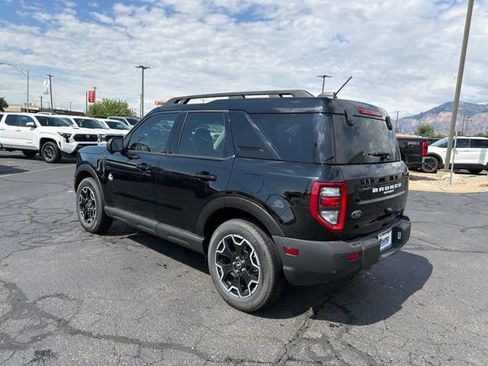 Used 2025 Ford Bronco Sport Outer Banks w/ Outer Banks Tech Package+ AWD/4WD image 11