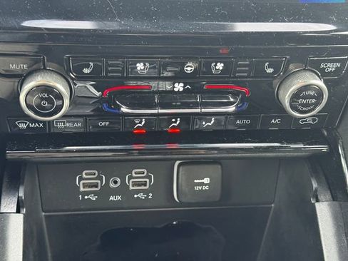 Certified 2023 Jeep Grand Cherokee Overland image 37