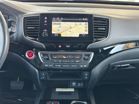 Used 2023 Honda Passport Elite image 13