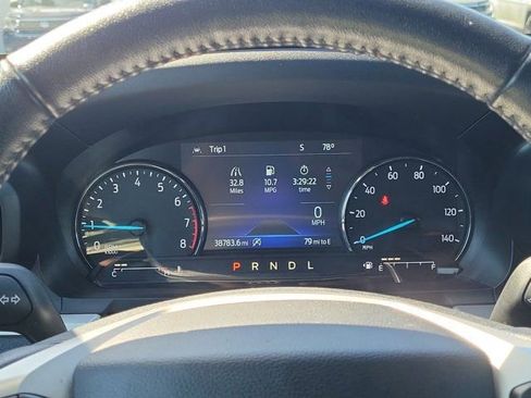 Used 2021 Ford Explorer XLT image 23