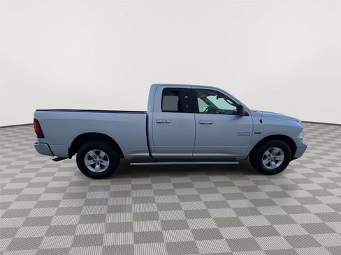 Used 2016 RAM 1500 Classic SLT RWD image 4