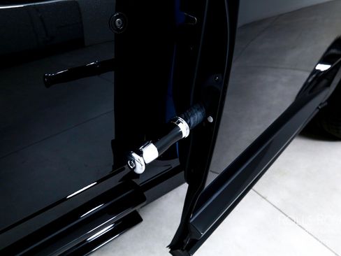 New 2026 Rolls-Royce Cullinan Black Badge image 23