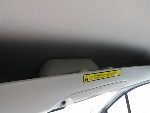 Used 2023 Ford Transit Connect XLT FWD image 28