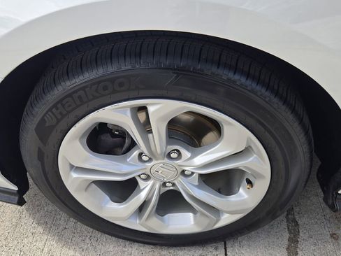 Used 2024 Honda Accord LX image 9