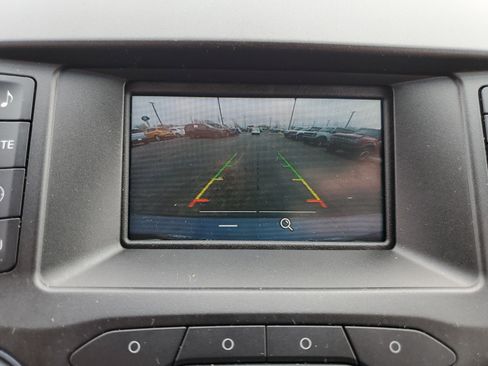 Used 2017 Ford Edge SE image 25