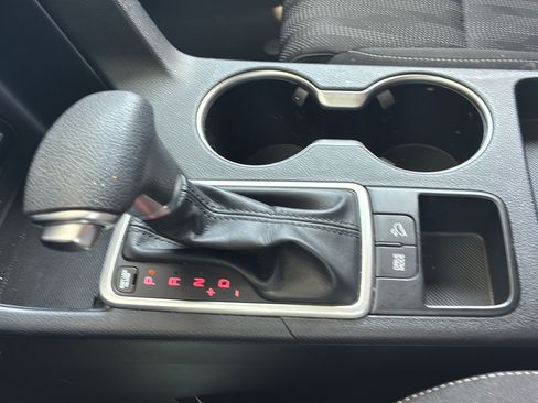 Used 2021 Kia Sportage LX FWD image 29