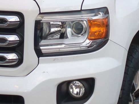 Used 2017 GMC Canyon SLE w/ All Terrain Package image 11