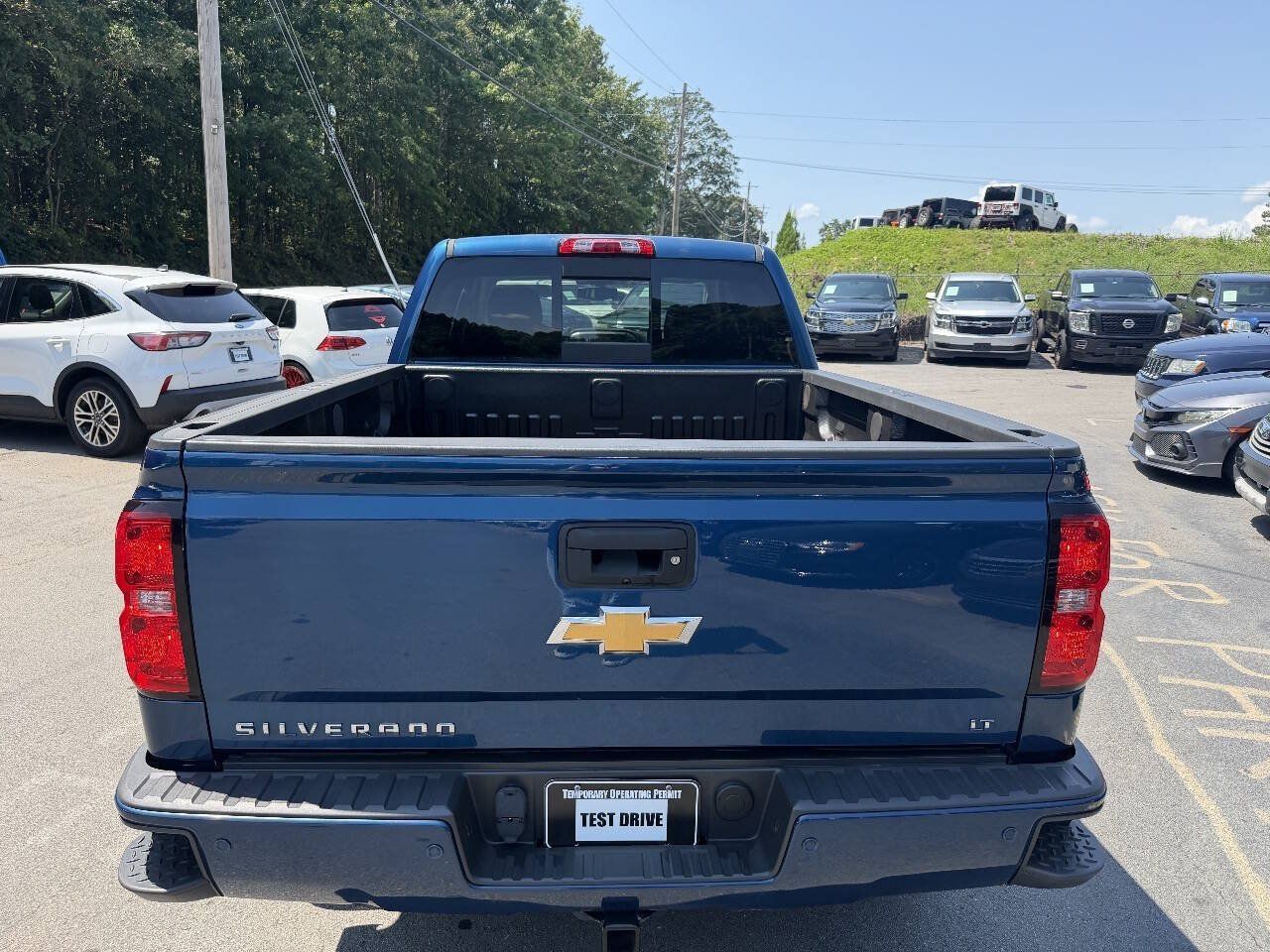 Used 2018 Chevrolet Silverado 1500 LT w/ All Star Edition AWD/4WD image 8