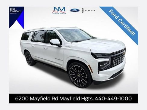 Used 2025 Chevrolet Suburban High Country AWD/4WD image 1