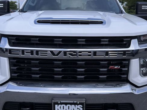 Used 2021 Chevrolet Silverado 2500 LT w/ Remote Start Package AWD/4WD image 12