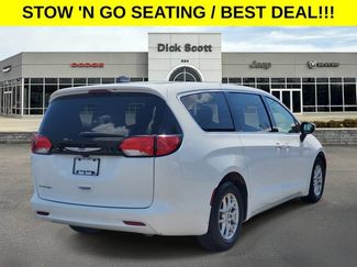 Used 2023 Chrysler Voyager LX FWD video 3