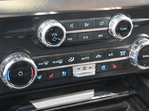 Used 2024 Ford F250 King Ranch w/ FX4 Off-Road Package image 29