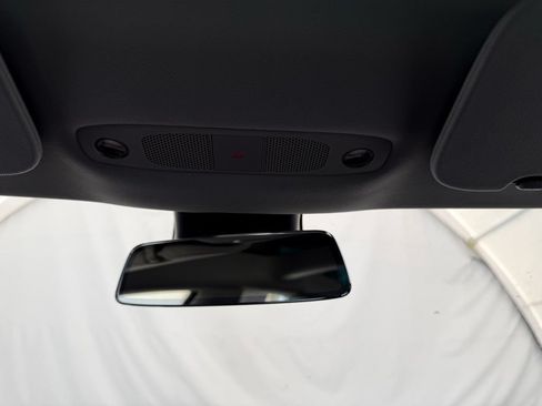 Used 2019 Tesla Model 3 Long Range RWD image 37