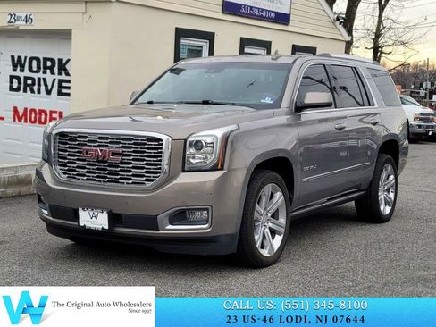Used 2019 GMC Yukon Denali w/ Denali Ultimate Package image 3