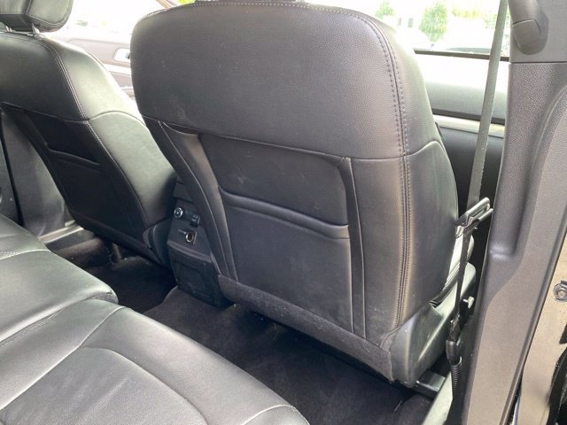 Used 2018 Ford Explorer XLT w/ Equipment Group 202A AWD/4WD image 37