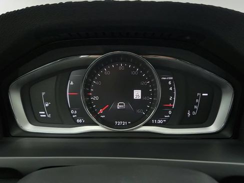 Used 2017 Volvo S60 T5 Inscription Platinum FWD image 13