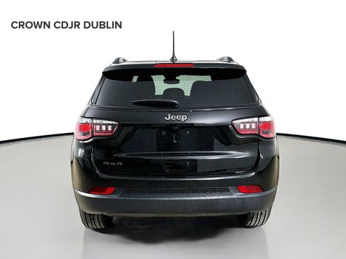 Used 2026 Jeep Compass Latitude AWD/4WD image 6