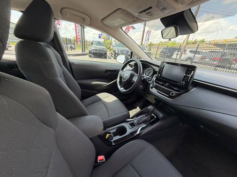 Used 2022 Toyota Corolla LE image 42