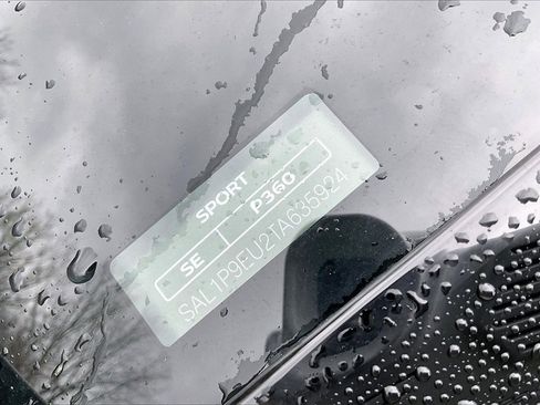 New 2026 Land Rover Range Rover Sport SE image 9