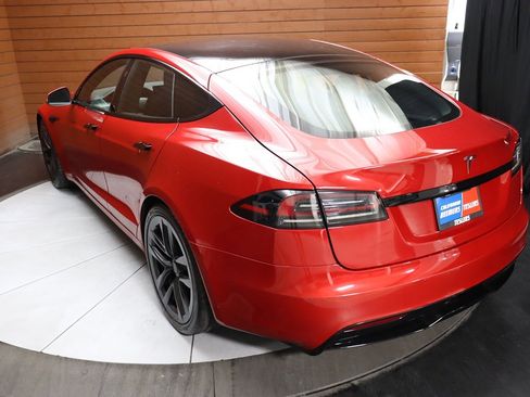 Used 2022 Tesla Model S AWD image 11