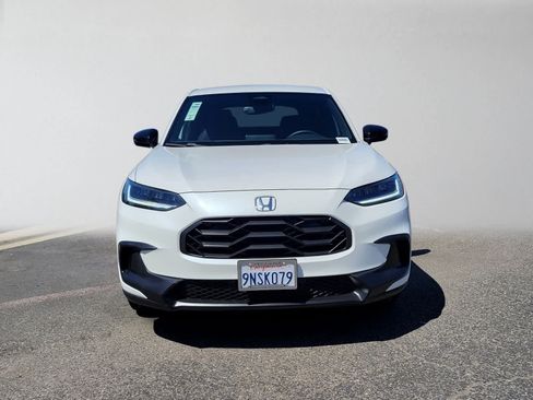 Used 2025 Honda HR-V Sport image 8