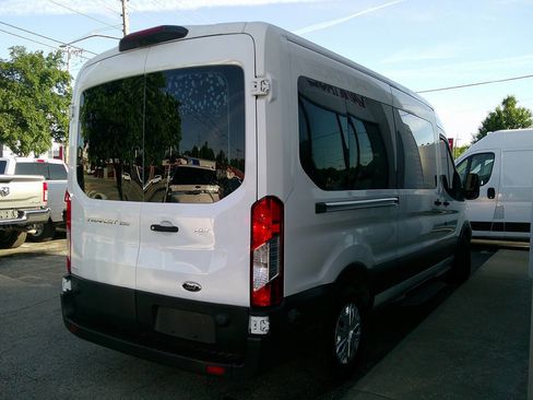 Used 2019 Ford Transit 350 XLT RWD image 7
