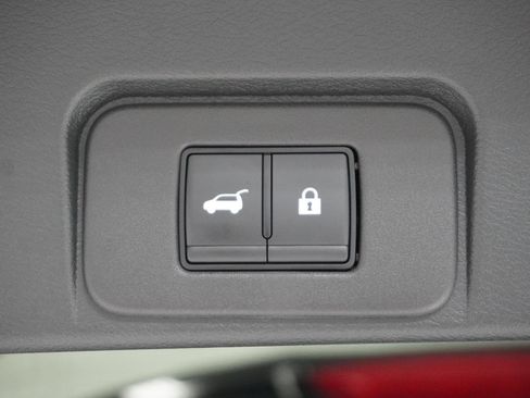 Used 2024 Nissan Rogue Platinum w/ Platinum Premium Package image 7