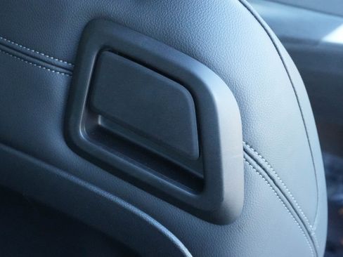 Certified 2025 BMW 430i Coupe w/ Convenience Package image 33