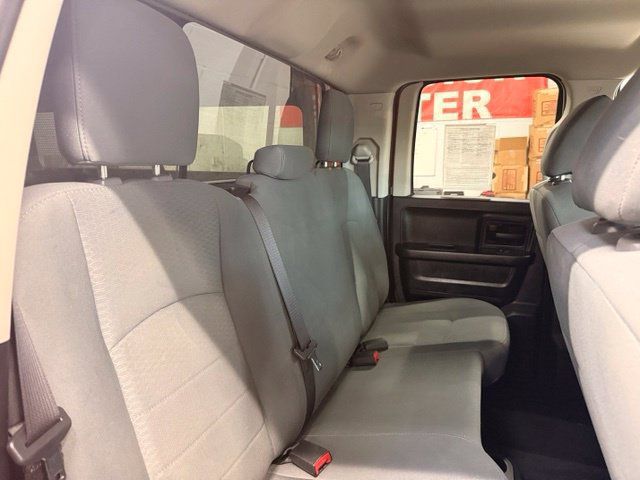 Used 2017 RAM 1500 Express AWD/4WD image 22