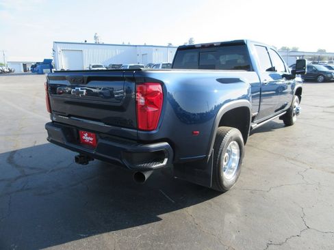 Certified 2023 Chevrolet Silverado 3500 High Country AWD/4WD image 6